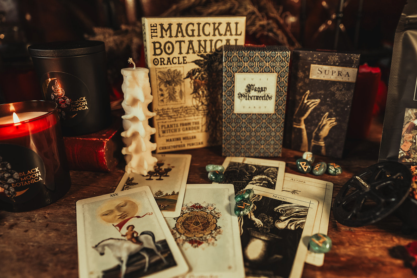 Tarot & Divination
