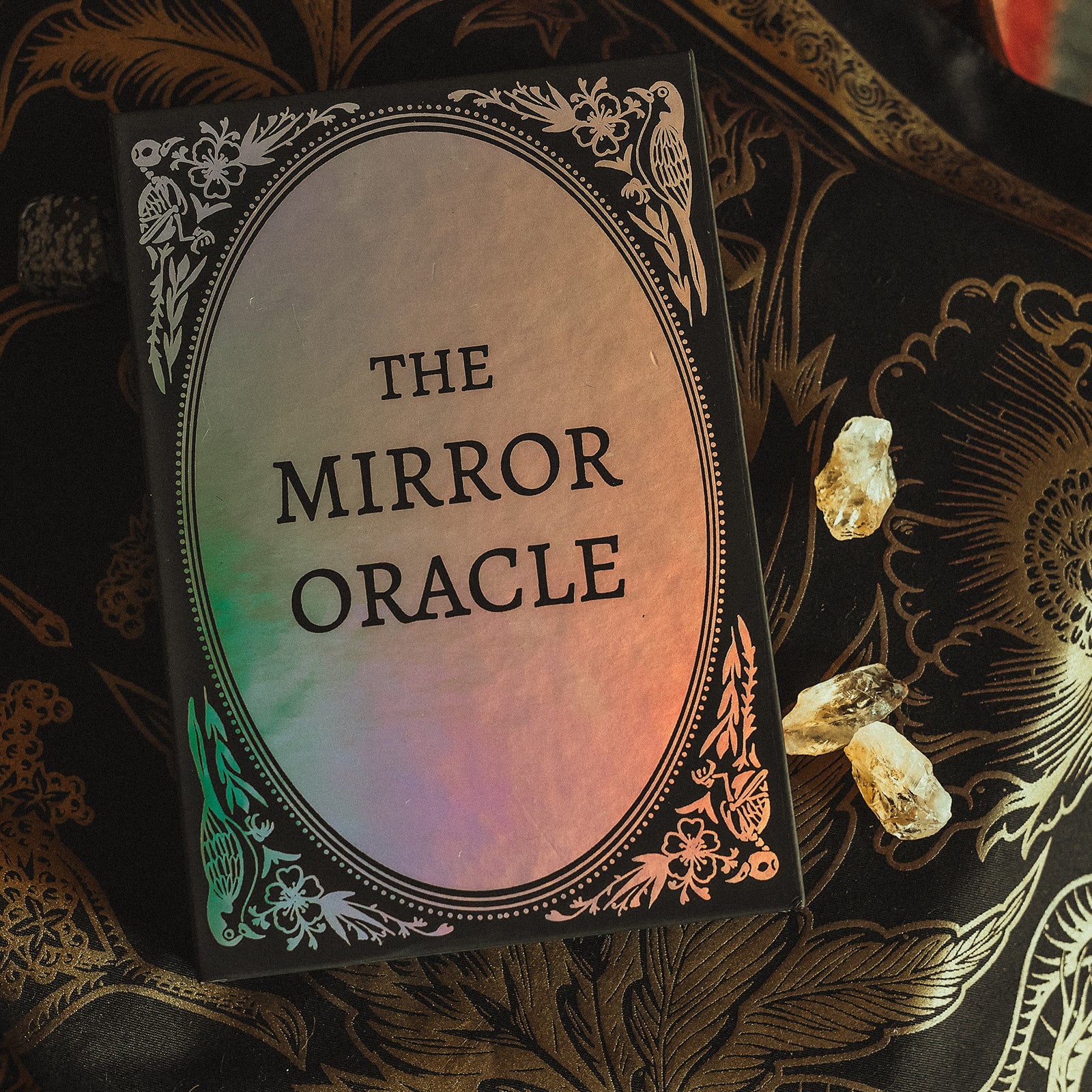 The Mirror Oracle – Black Moon Botanica Amsterdam