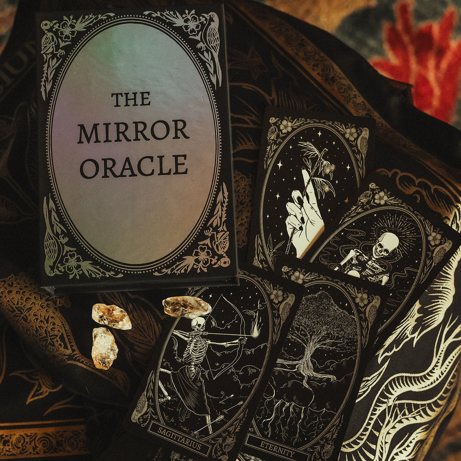The Mirror Oracle – Black Moon Botanica Amsterdam