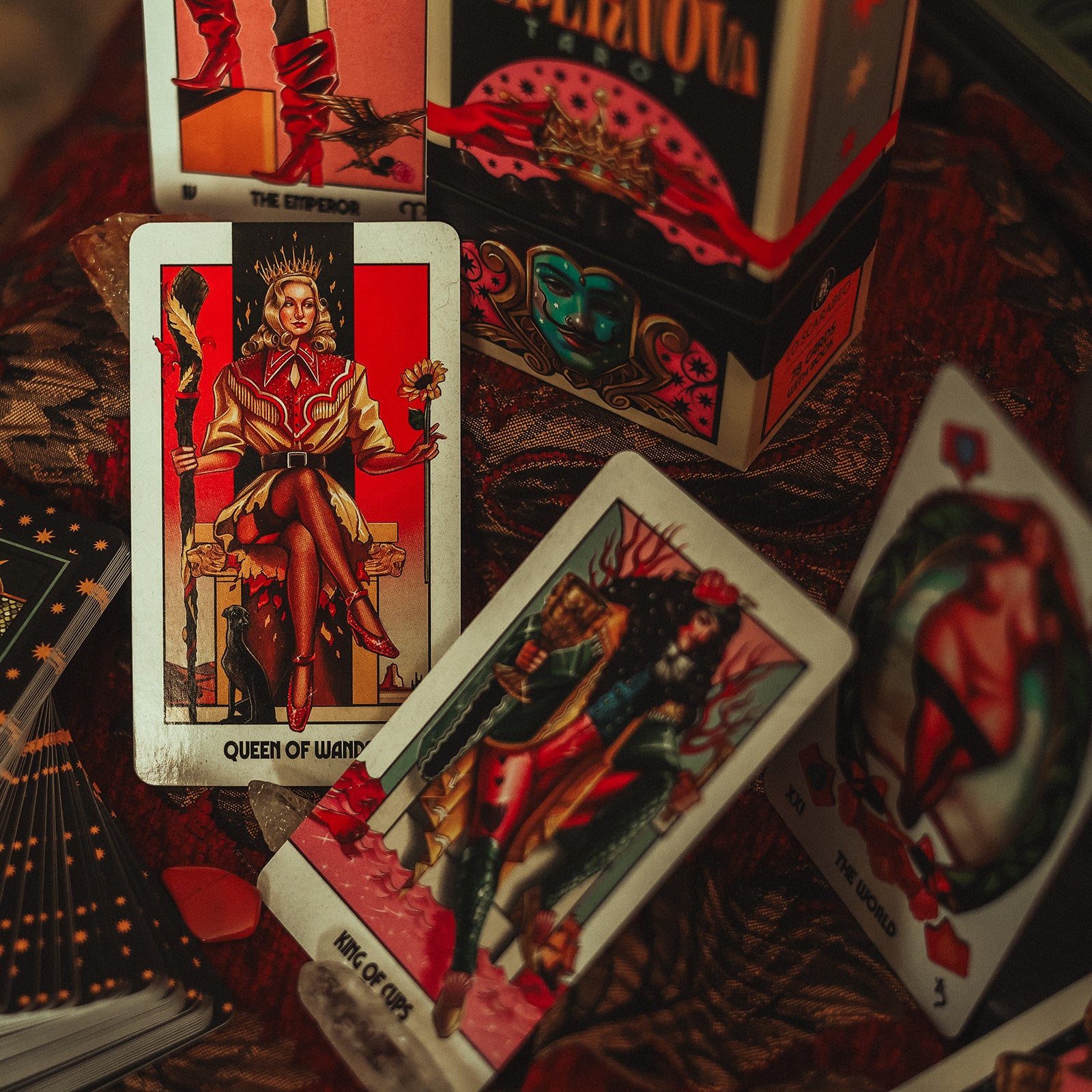 Supernova Tarot – Black Moon Botanica Amsterdam